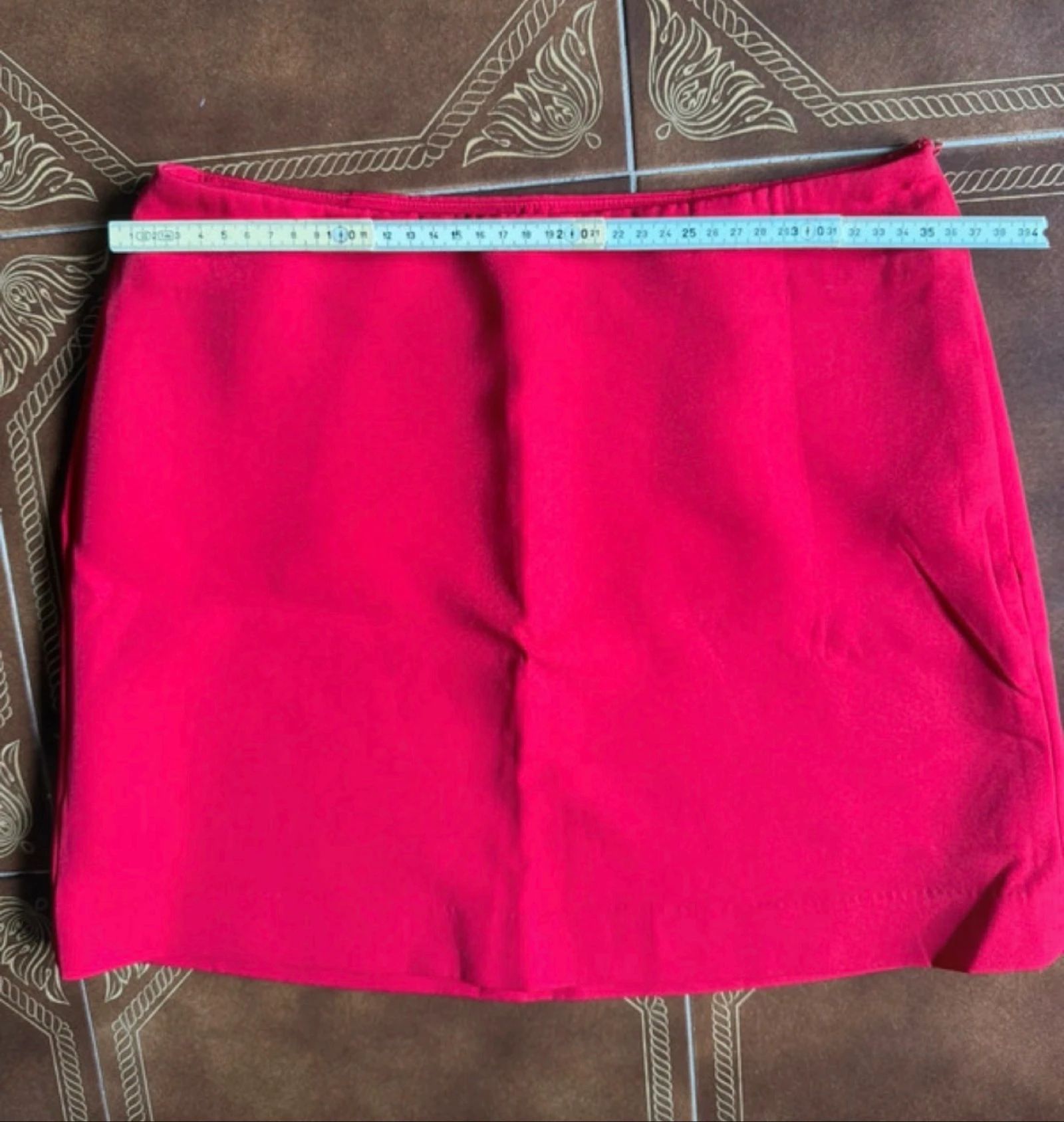 Mini falda roja  – photo 2